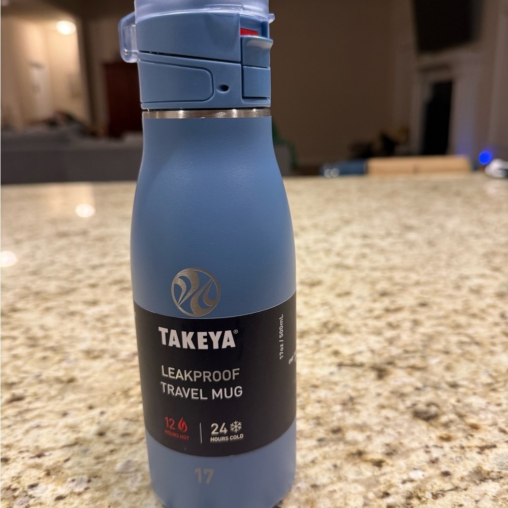 Takeya Blue Leakproof Travel Mug 17oz